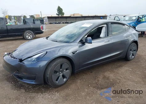 2023 Tesla Model 3 Rear-Wheel Drive z USA, uszkodzony, nr VIN 5YJ3E1EAXPF516609